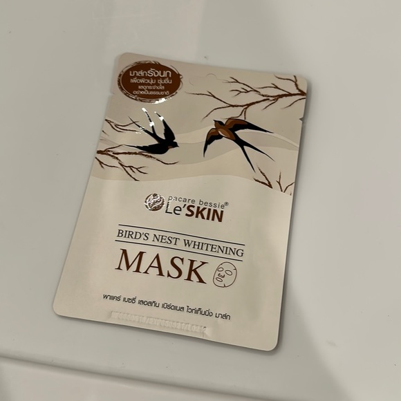 Bird’s Nest whitening mask - Picture 1 of 2